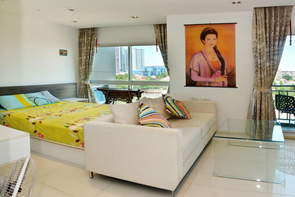The Gallery Studios Jomtien Beach Exterior photo