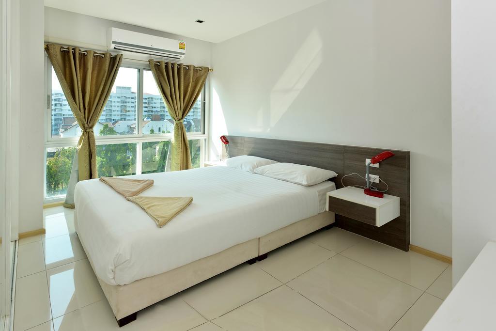 The Gallery Studios Jomtien Beach Exterior photo