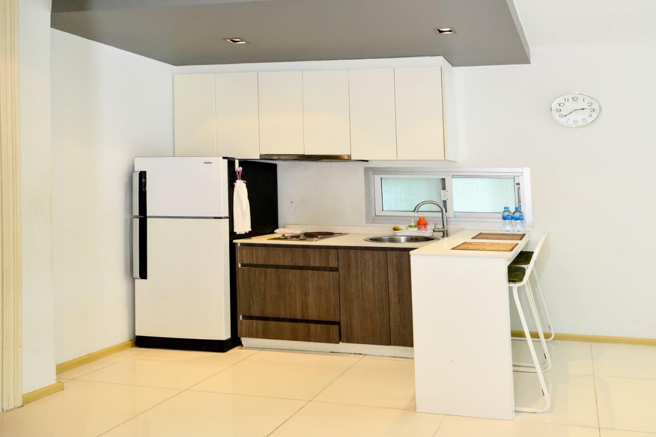 The Gallery Studios Jomtien Beach Exterior photo